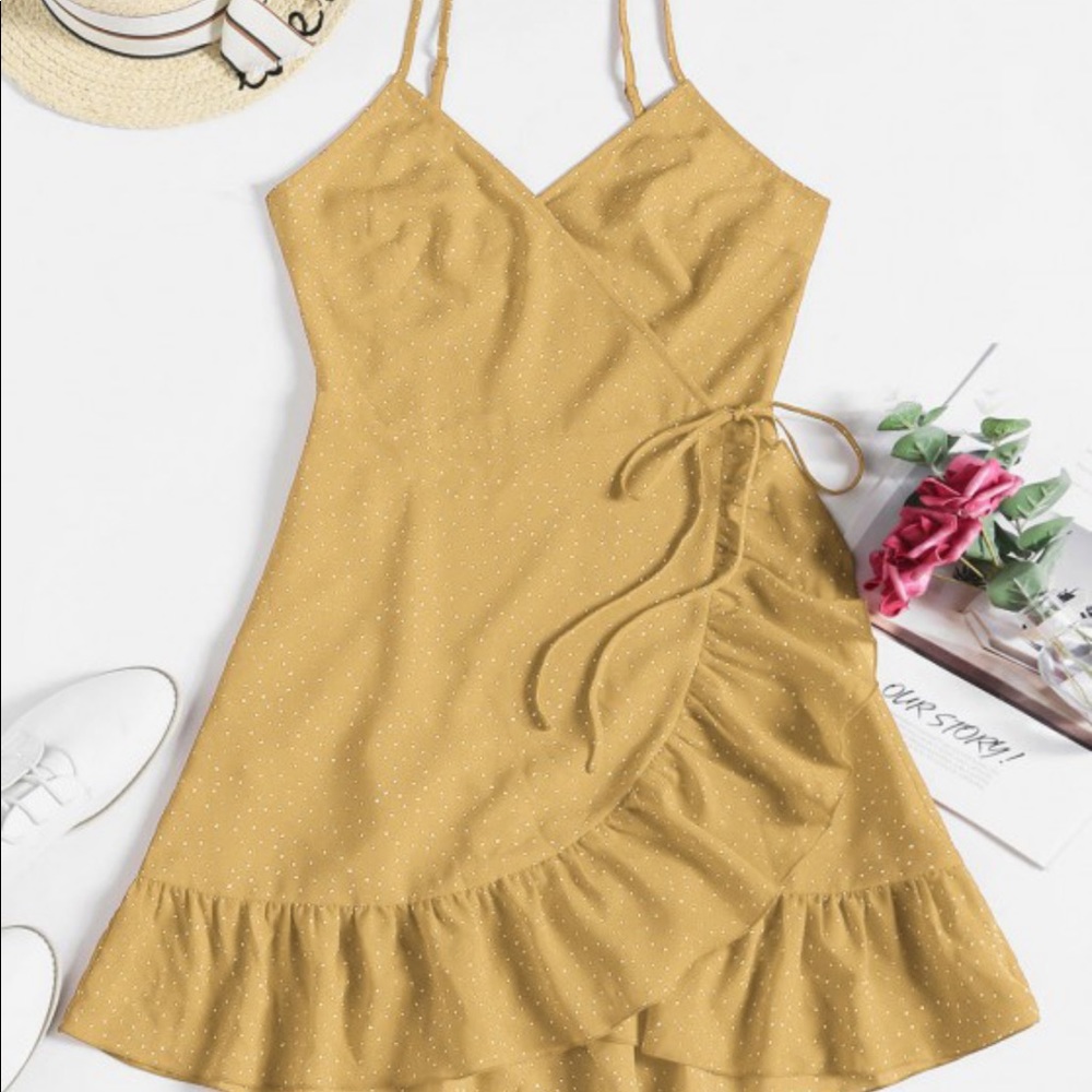 ZAFUL Ditsy Dot Cami Flounce Wrap Dress